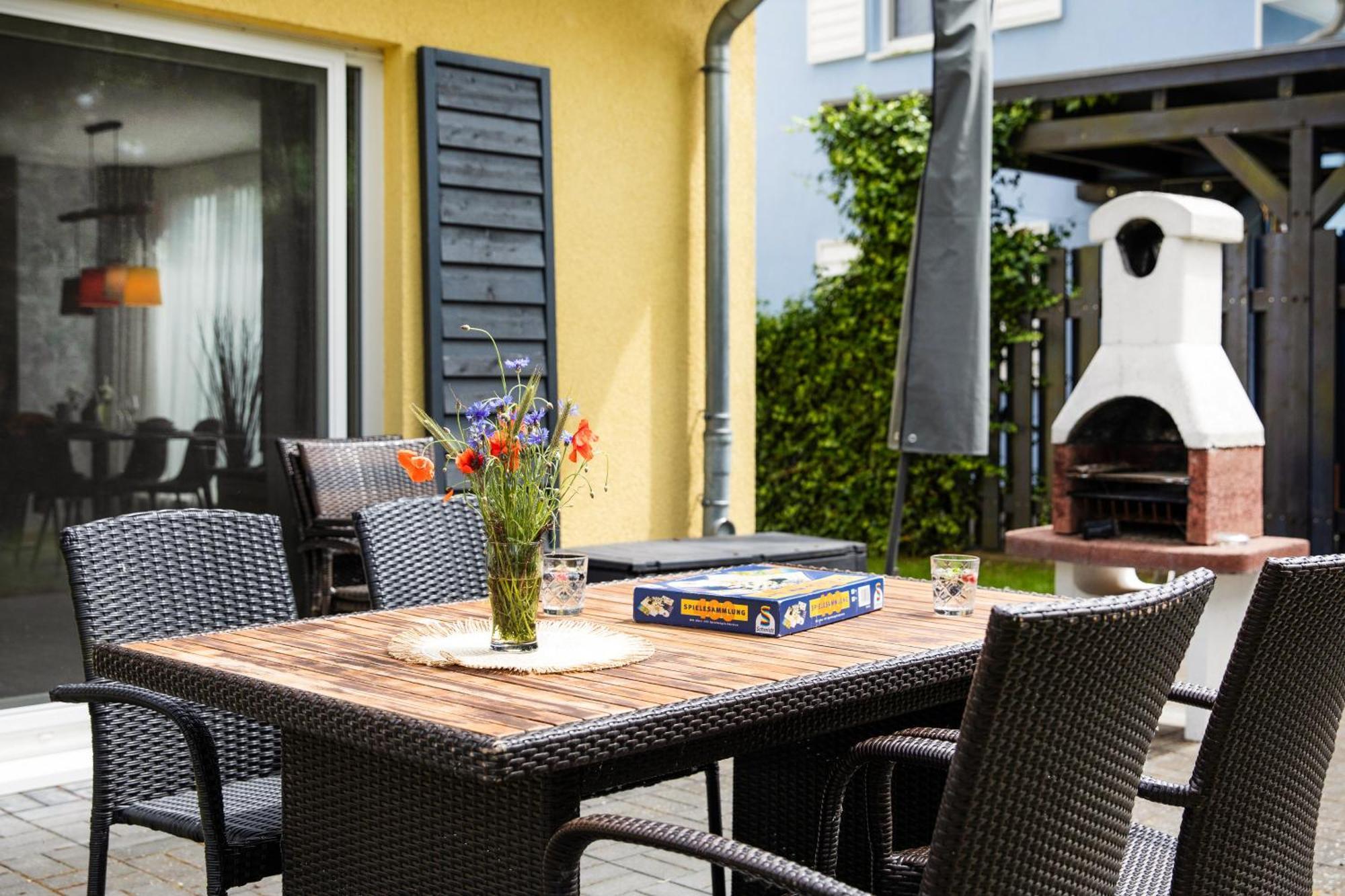 Haus Seerose - Ferienhaus Mit Garten Nahe Fleesensee Fuer Natur Und Erholung Göhren-Lebbin Extérieur photo